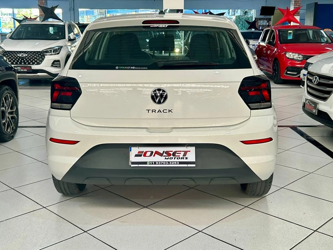 VOLKSWAGEN POLO