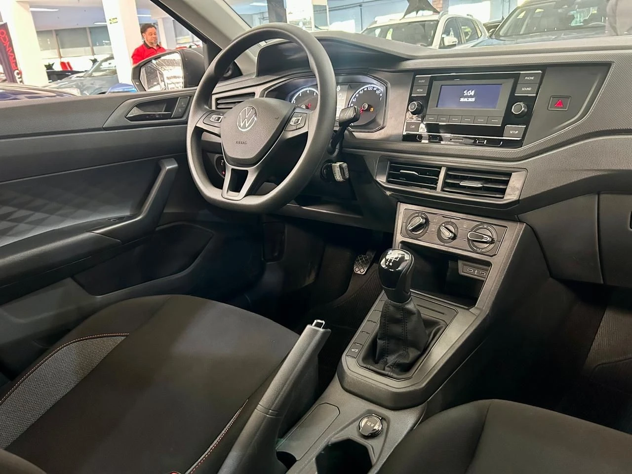 VOLKSWAGEN POLO