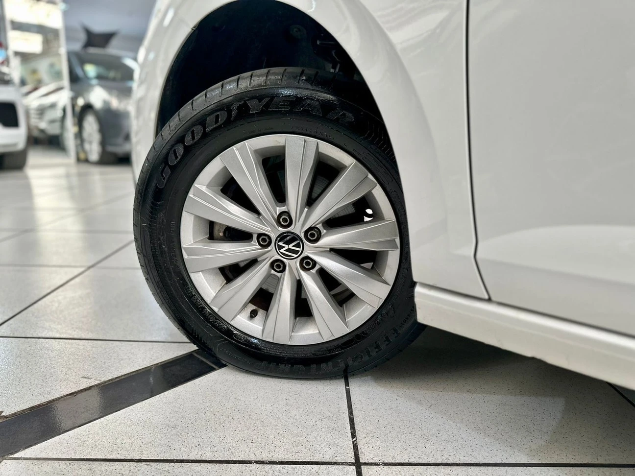 VOLKSWAGEN VIRTUS