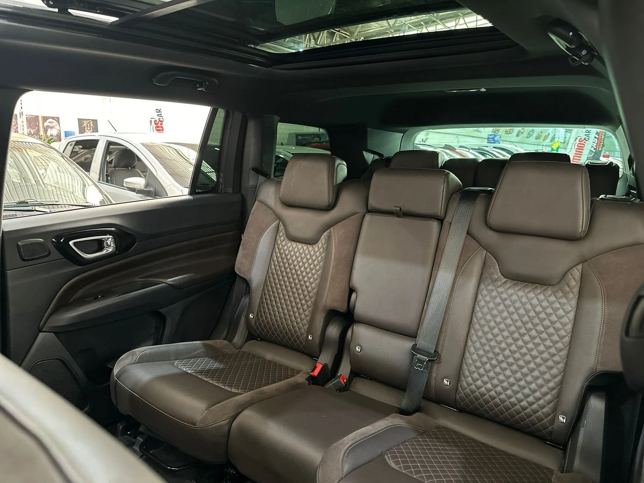JEEP COMMANDER
