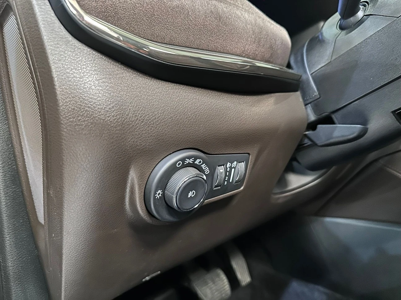 JEEP COMMANDER