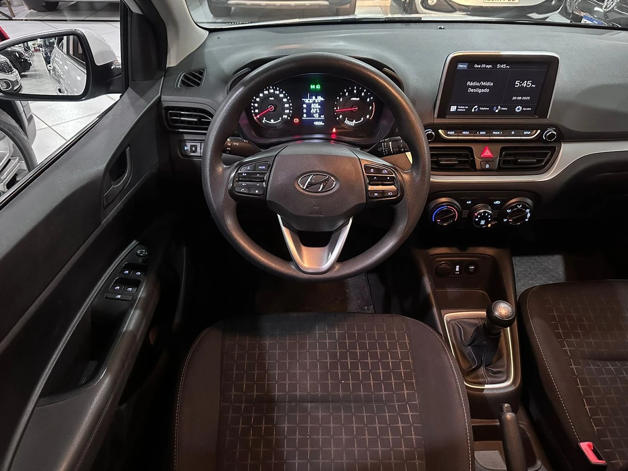 HYUNDAI HB20