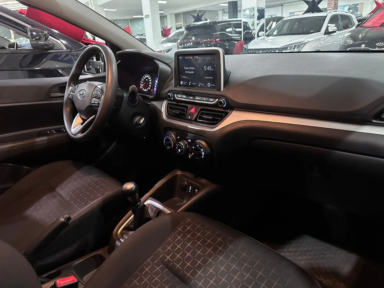 HYUNDAI HB20
