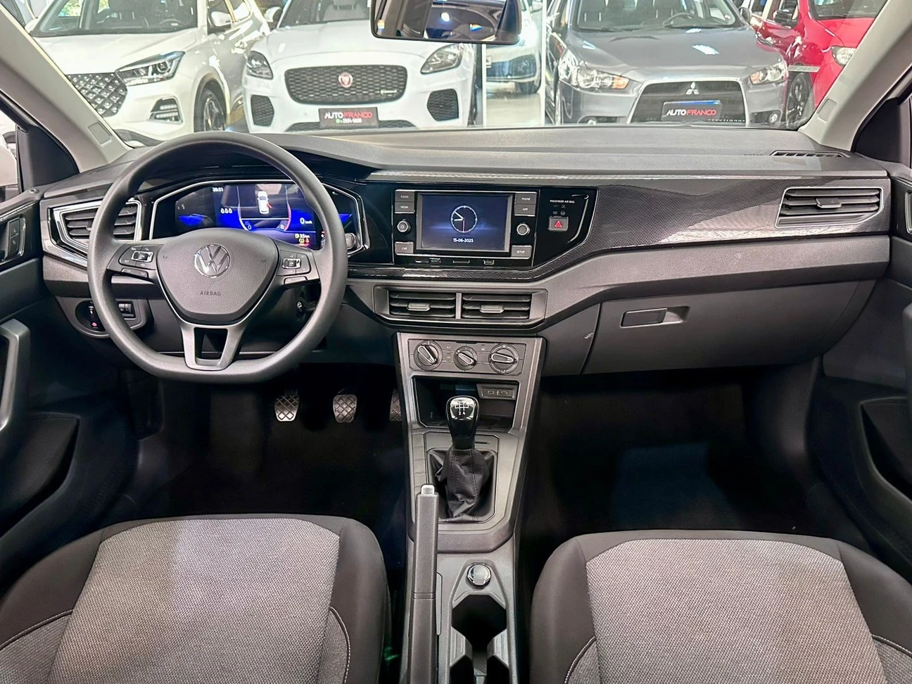 VOLKSWAGEN VIRTUS