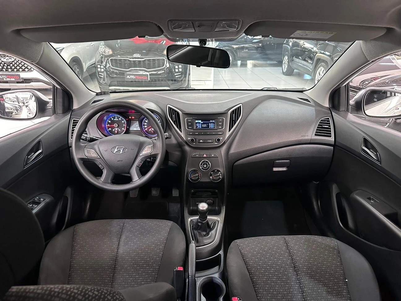 HYUNDAI HB20