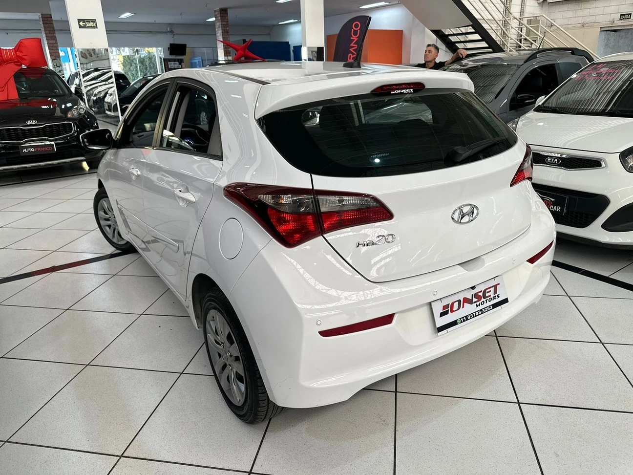 HYUNDAI HB20