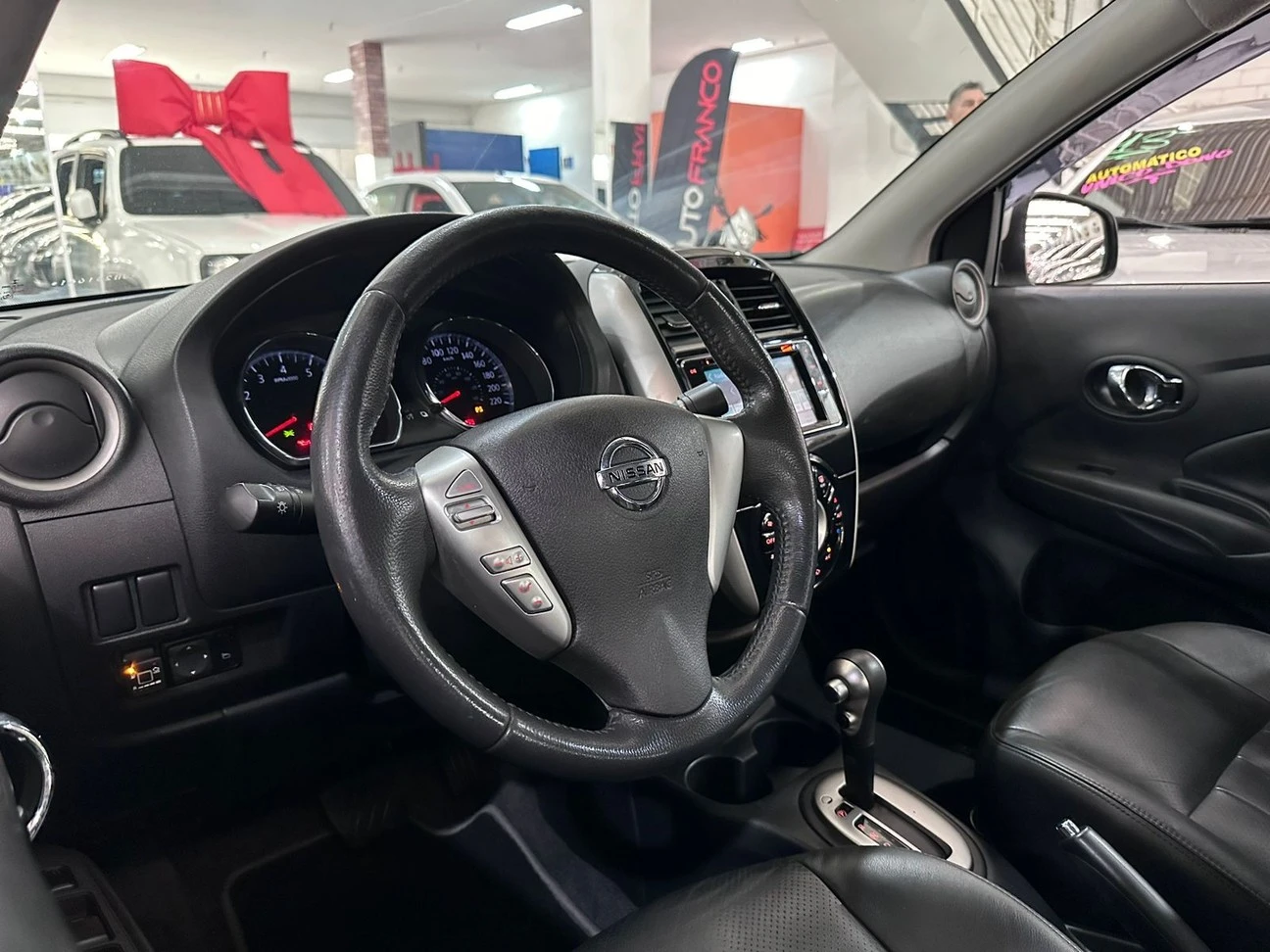 NISSAN VERSA