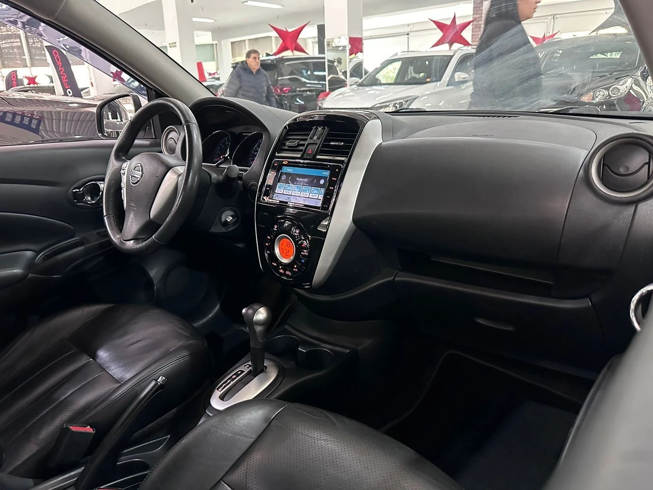 NISSAN VERSA