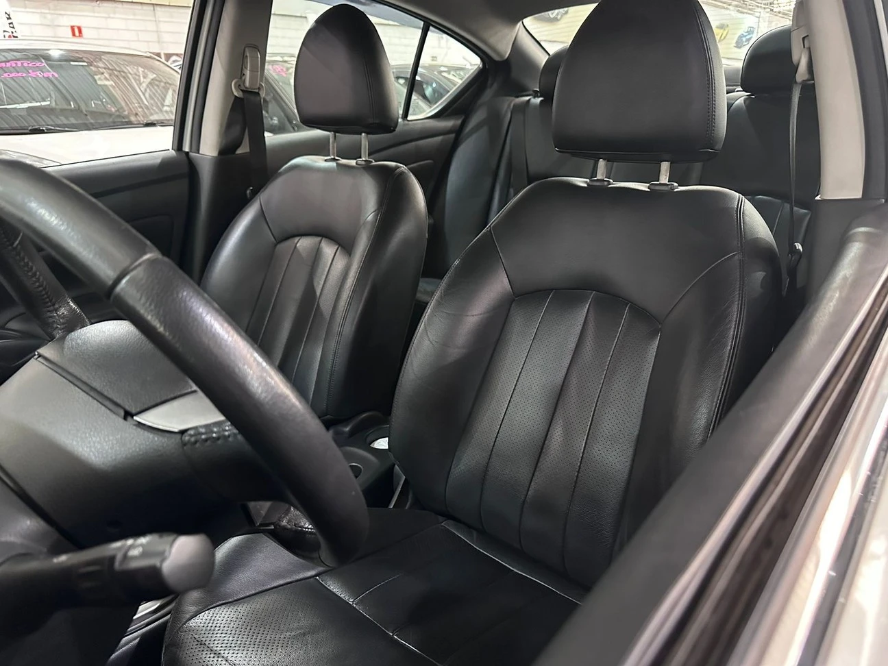 NISSAN VERSA