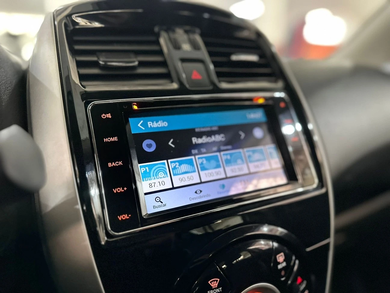 NISSAN VERSA