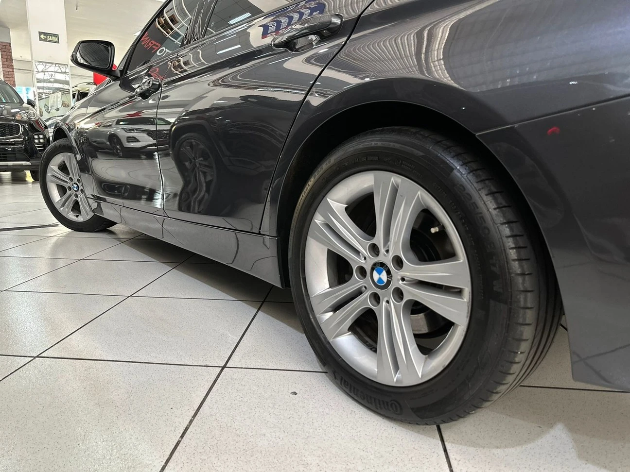 BMW 320I