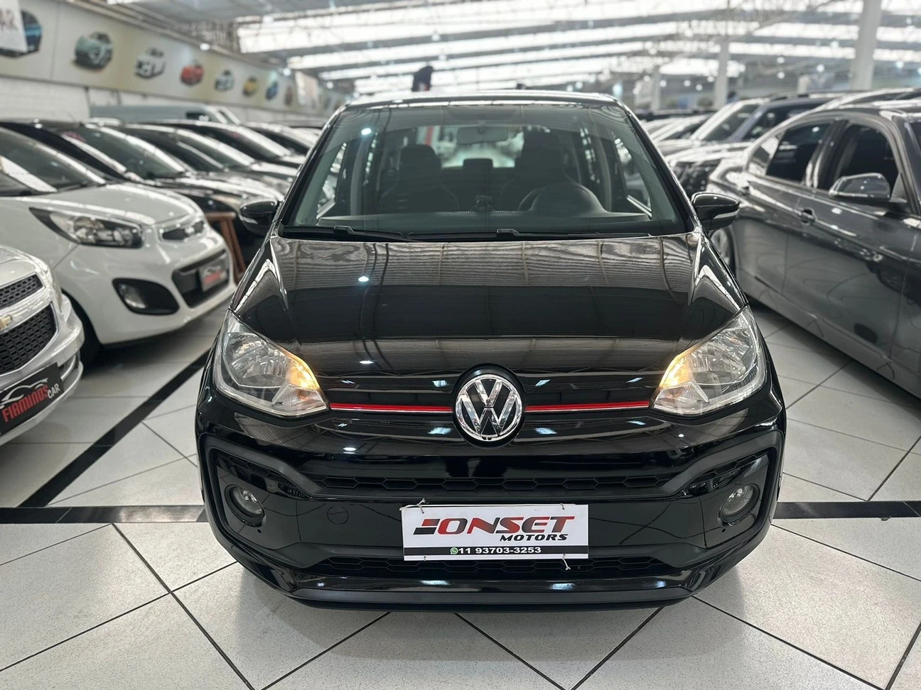 VOLKSWAGEN UP