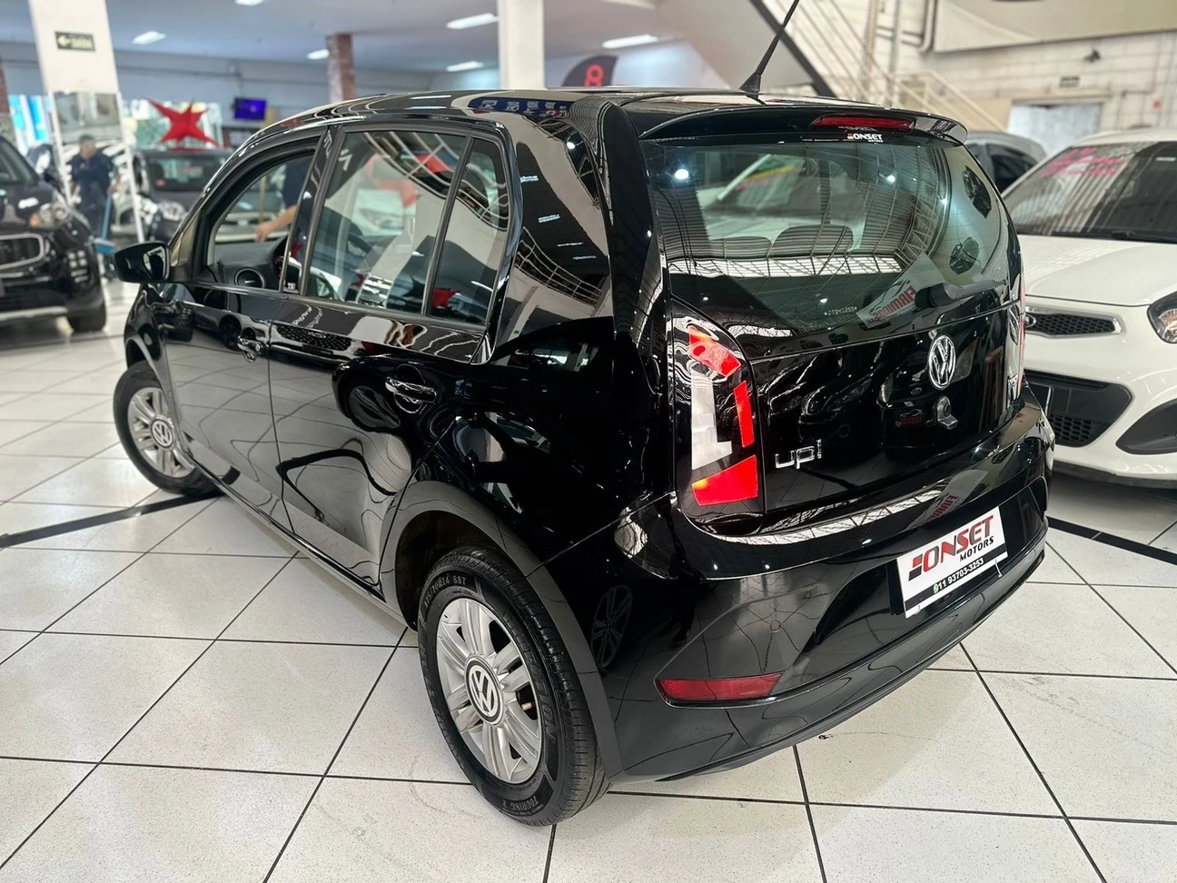 VOLKSWAGEN UP