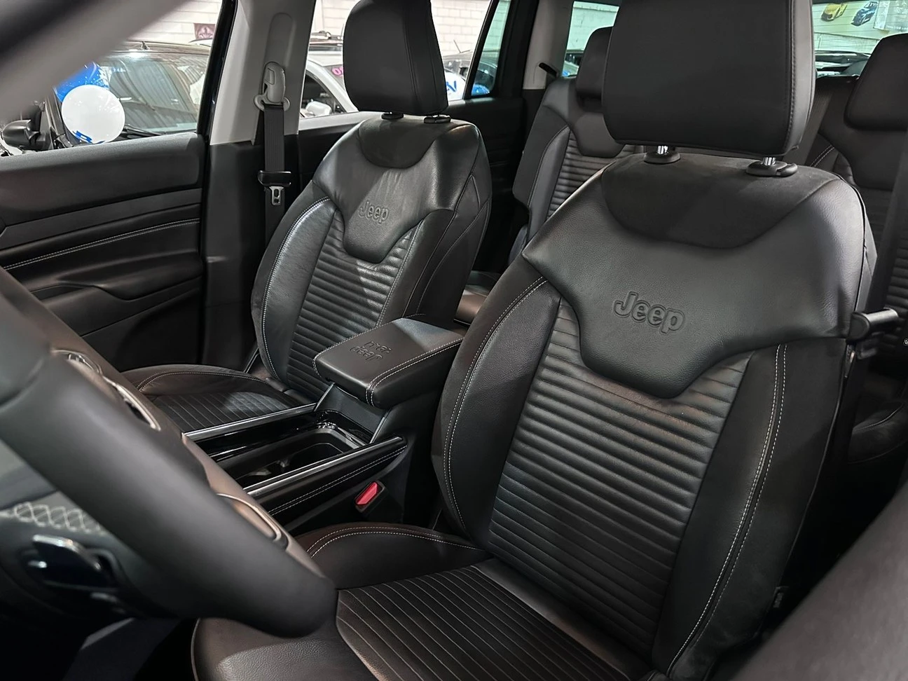 JEEP COMMANDER