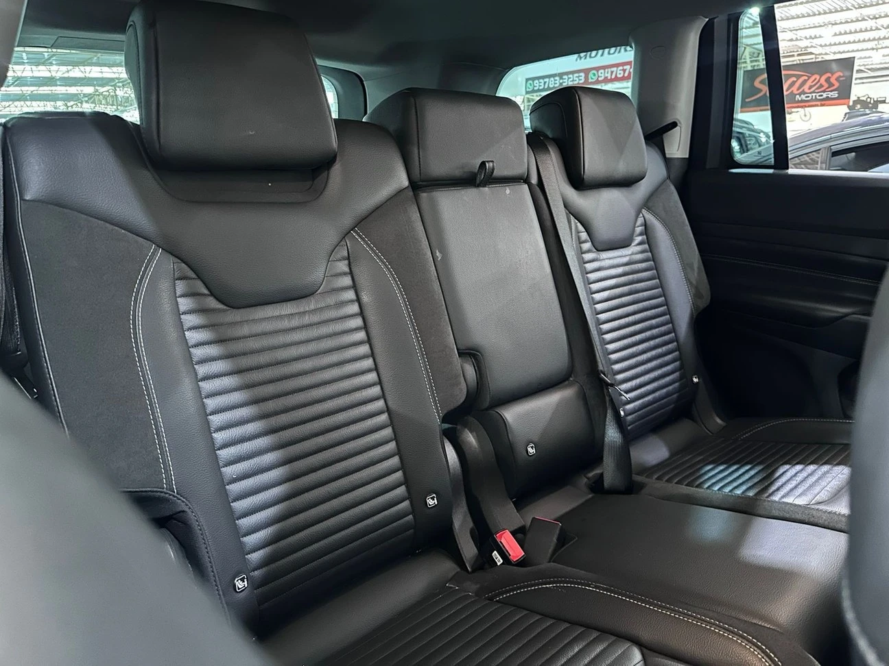 JEEP COMMANDER