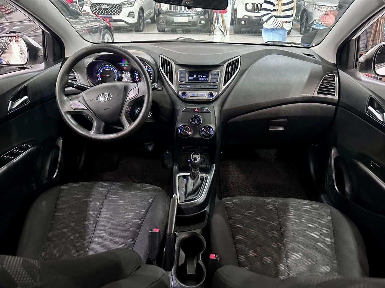 HYUNDAI HB20