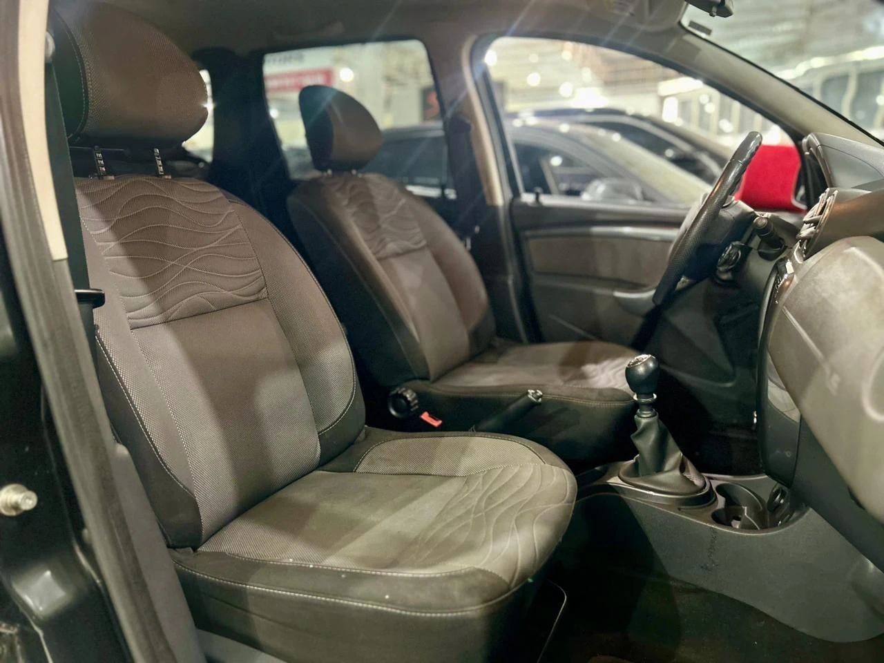 RENAULT DUSTER