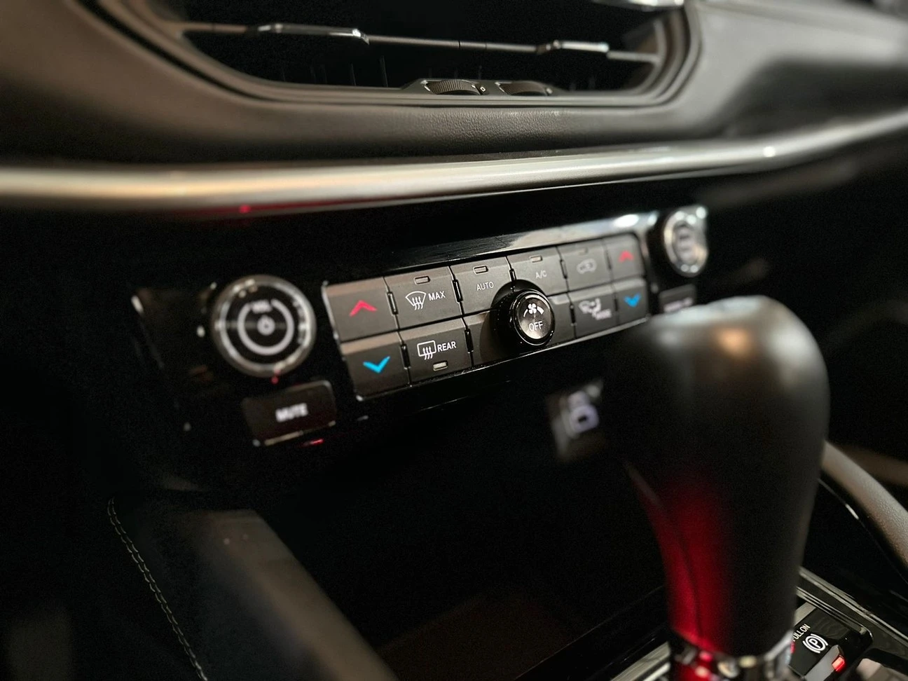 JEEP COMMANDER