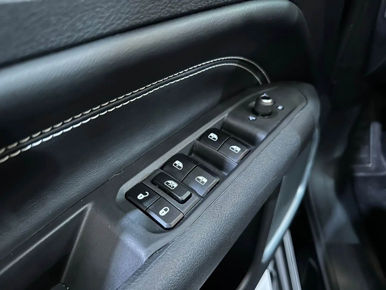 JEEP COMMANDER