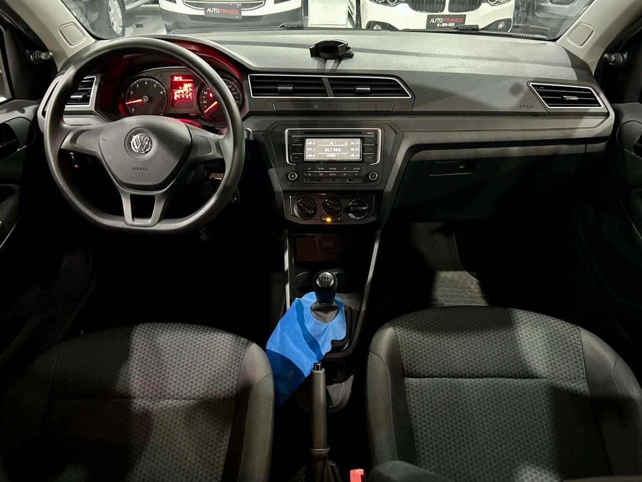 VOLKSWAGEN VOYAGE