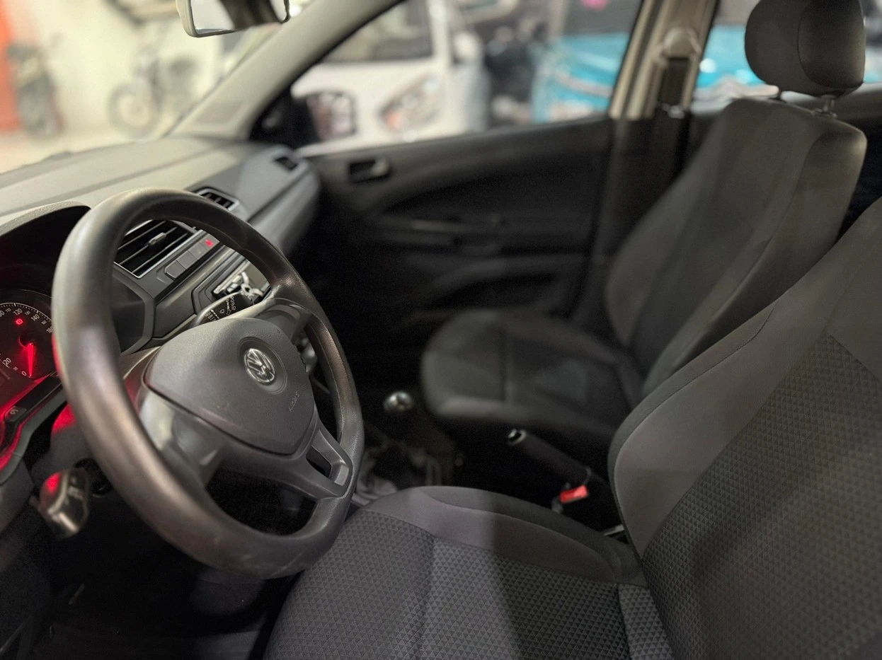 VOLKSWAGEN GOL