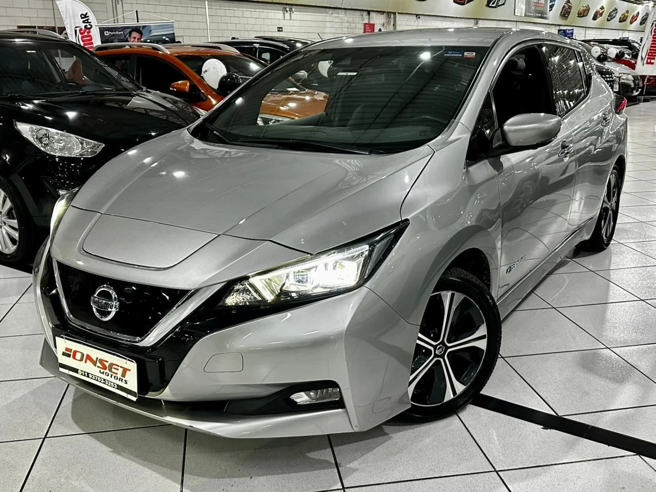 NISSAN LEAF