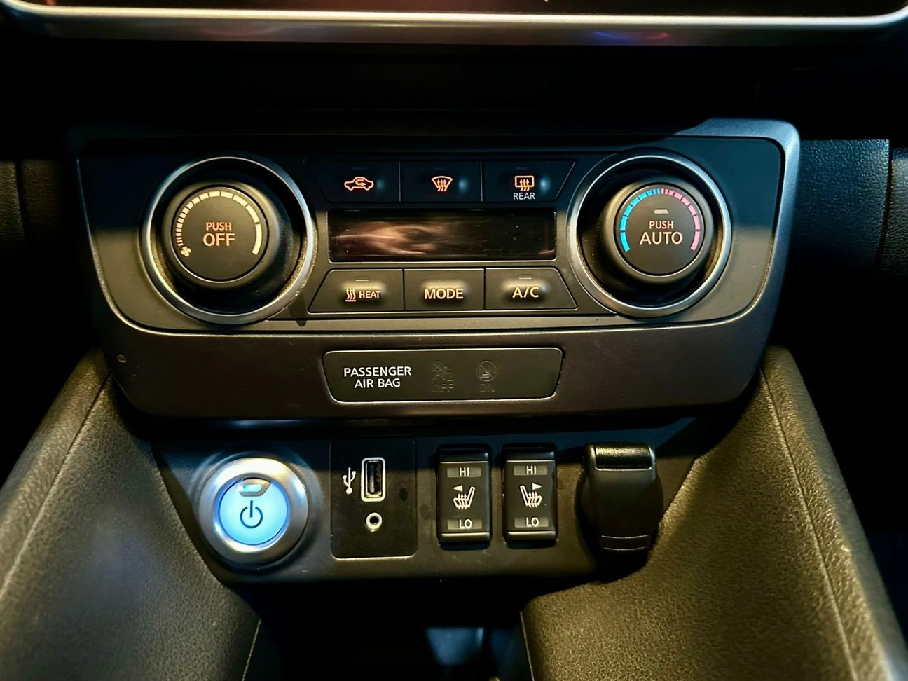 NISSAN LEAF