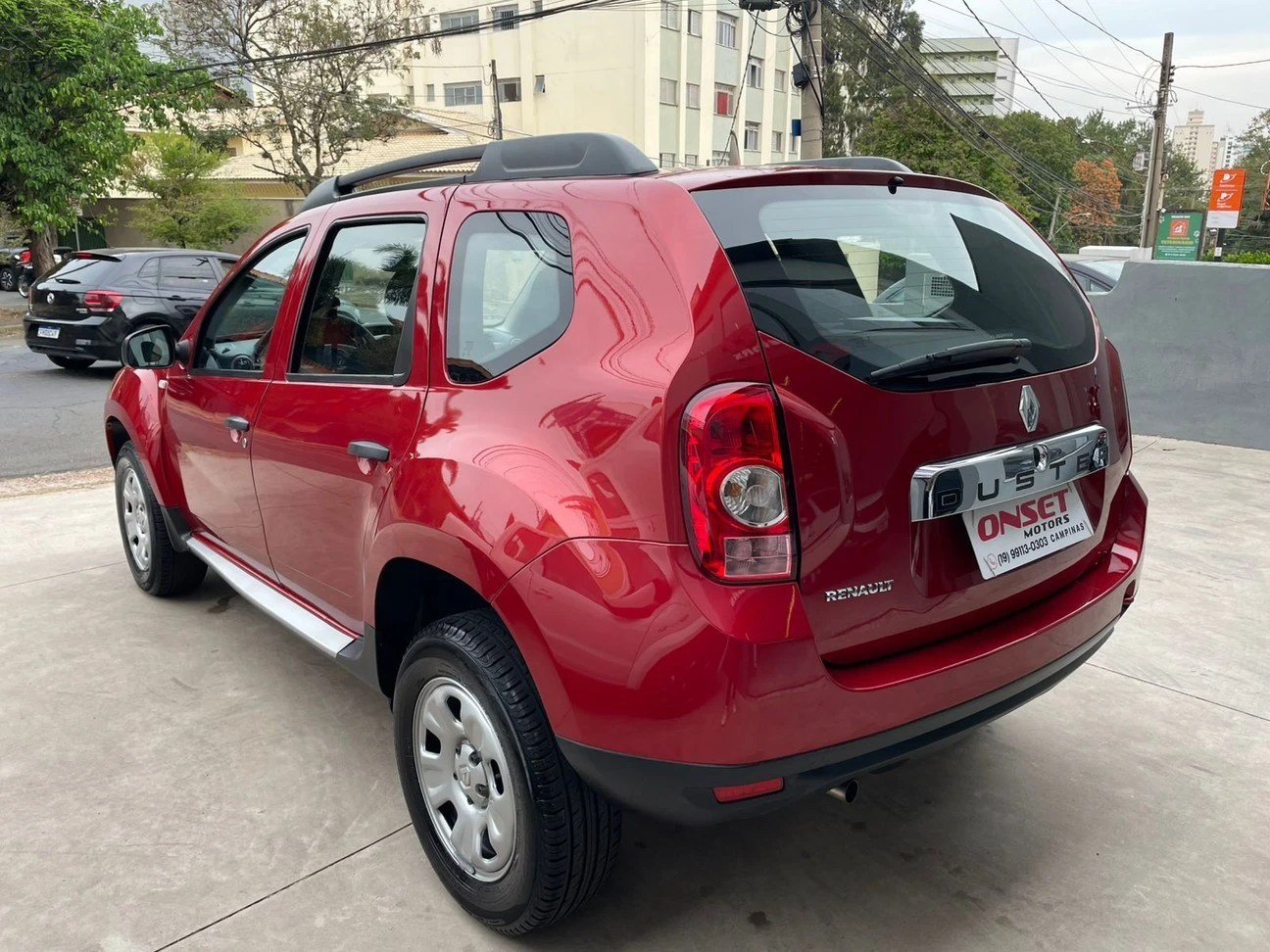 RENAULT DUSTER