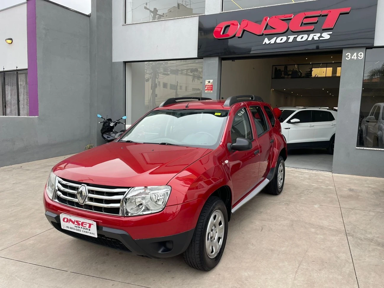 RENAULT DUSTER