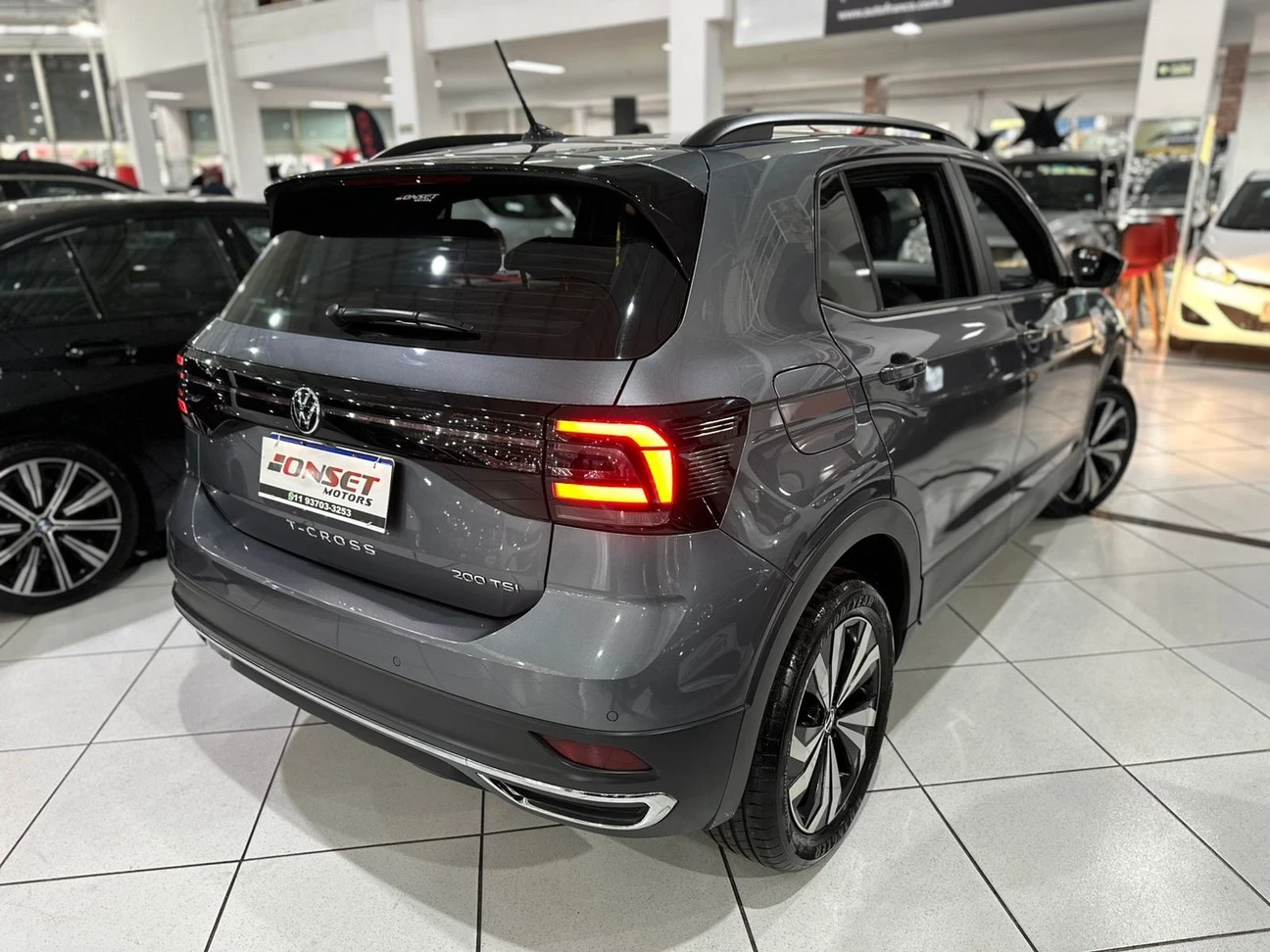 VOLKSWAGEN T-CROSS