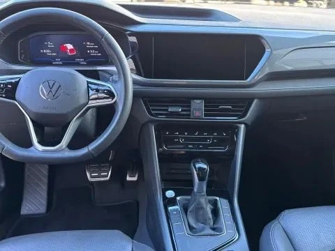 VOLKSWAGEN TAOS