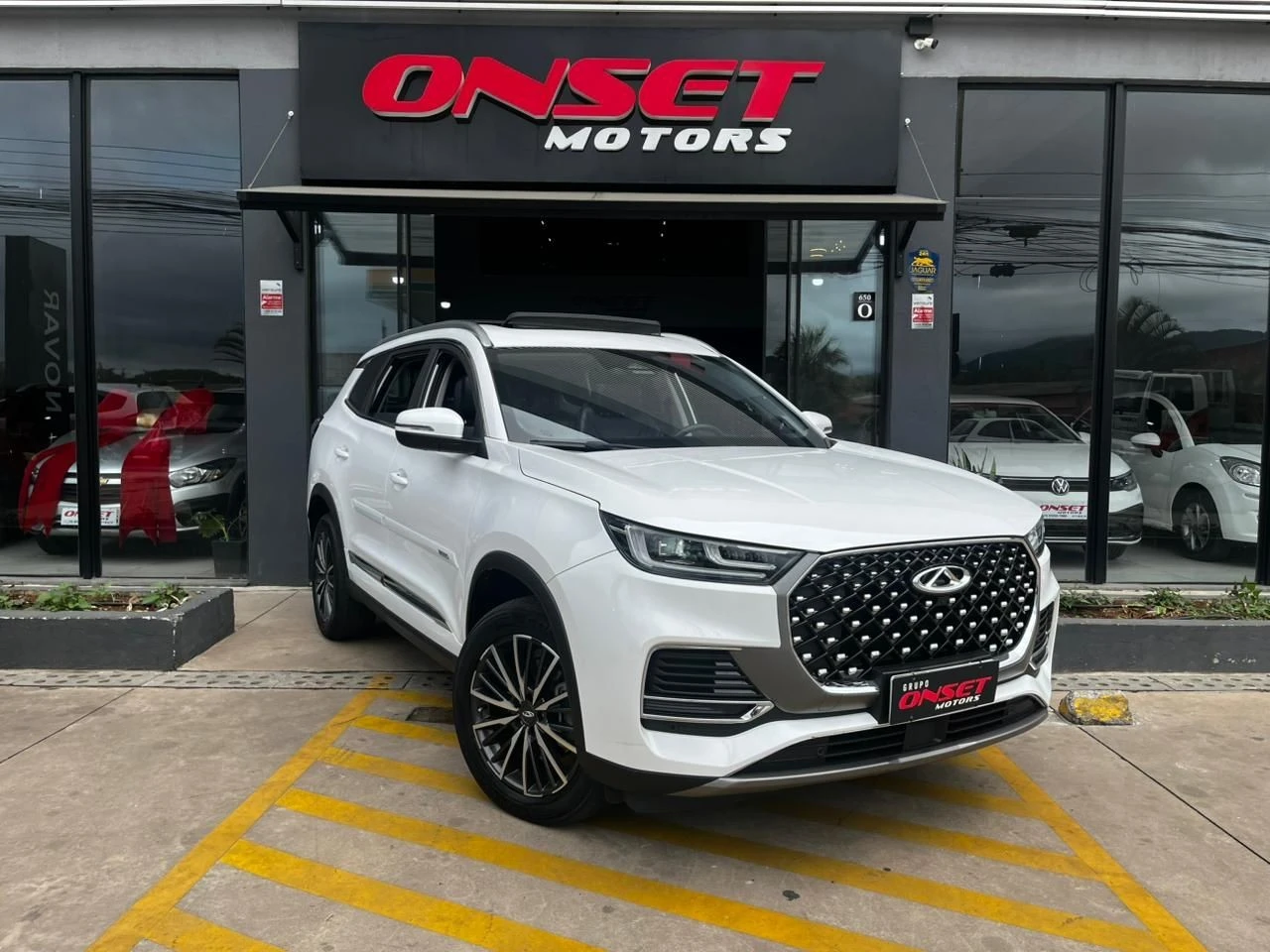 CHERY TIGGO 8
