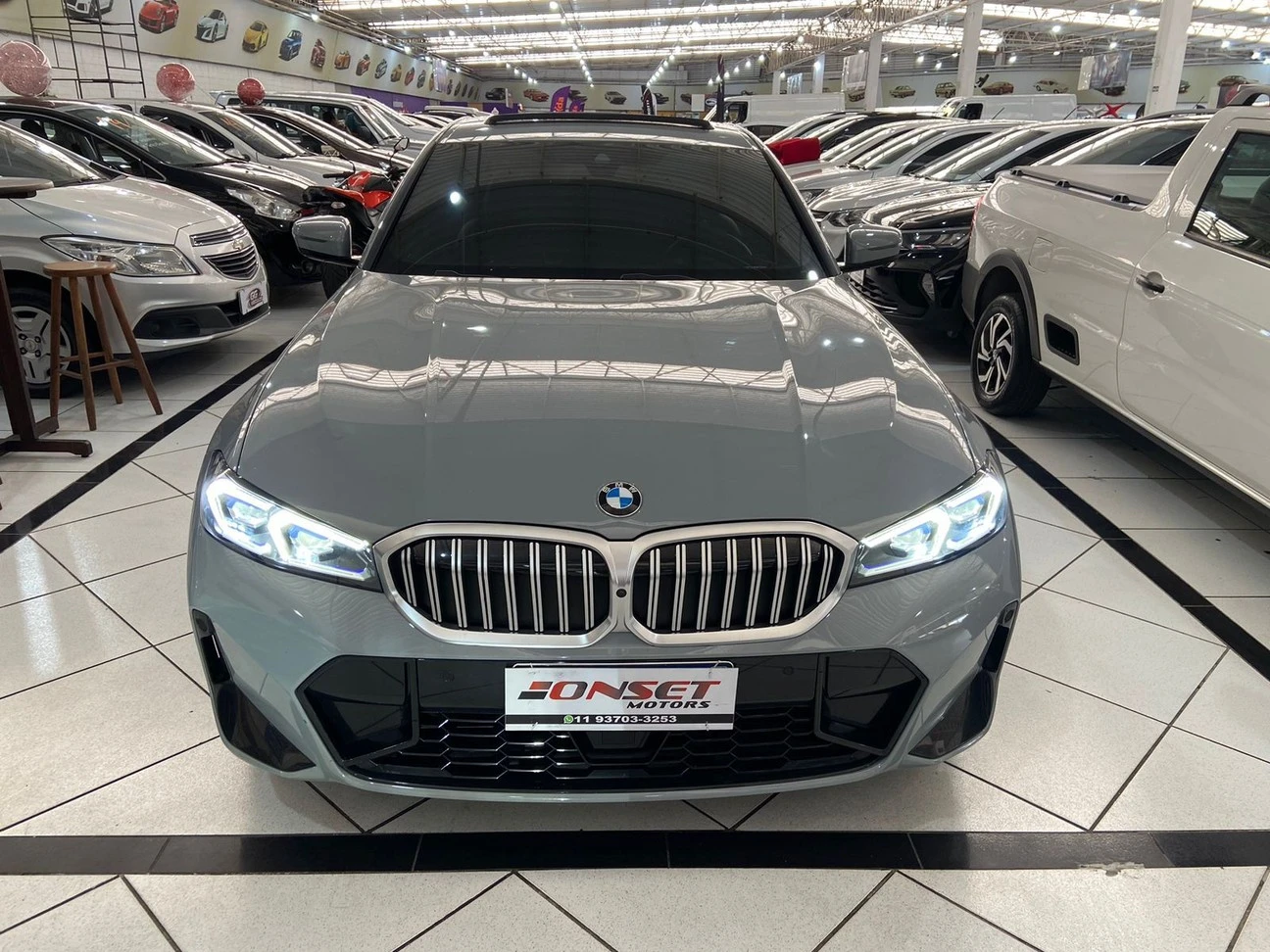 BMW 320i
