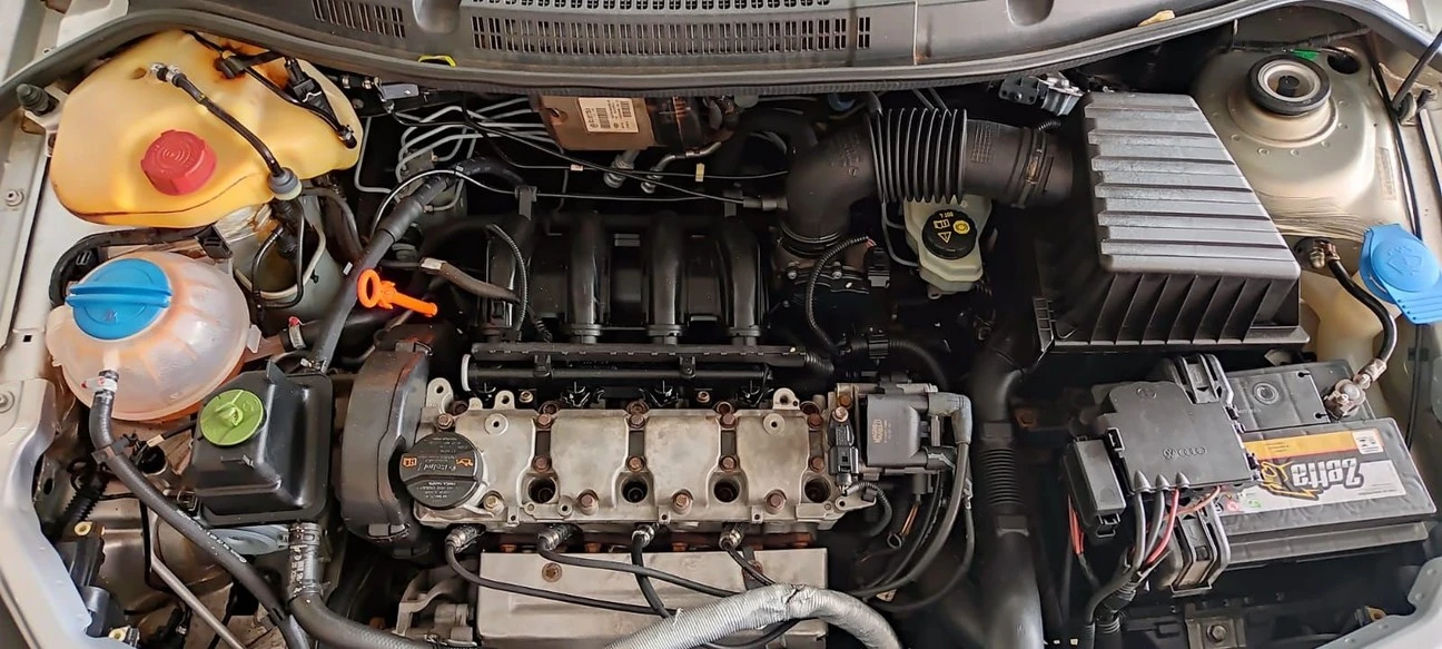 VOLKSWAGEN VOYAGE