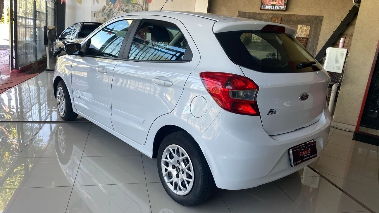 FORD KA
