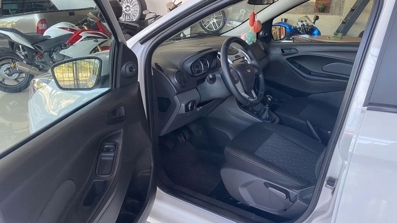 FORD KA