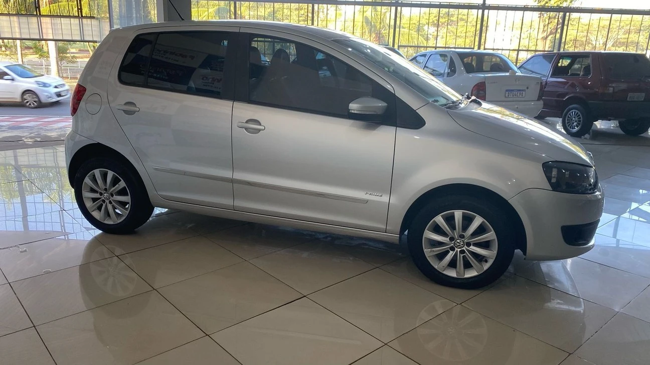 VOLKSWAGEN FOX