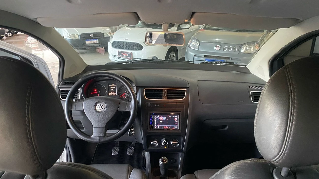 VOLKSWAGEN FOX