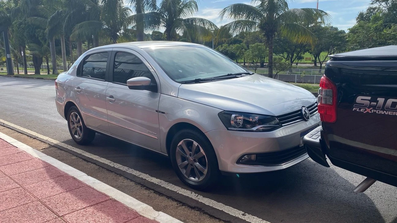 VOLKSWAGEN VOYAGE