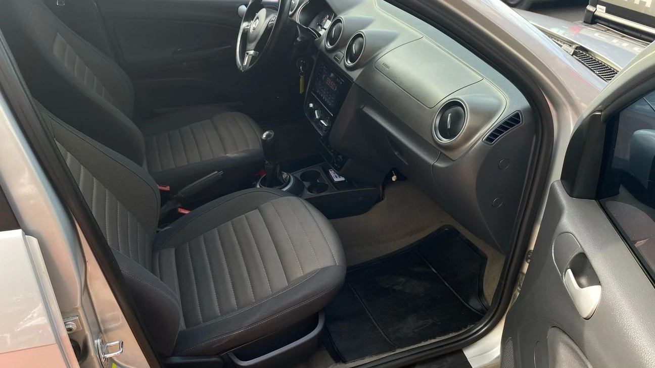 VOLKSWAGEN VOYAGE