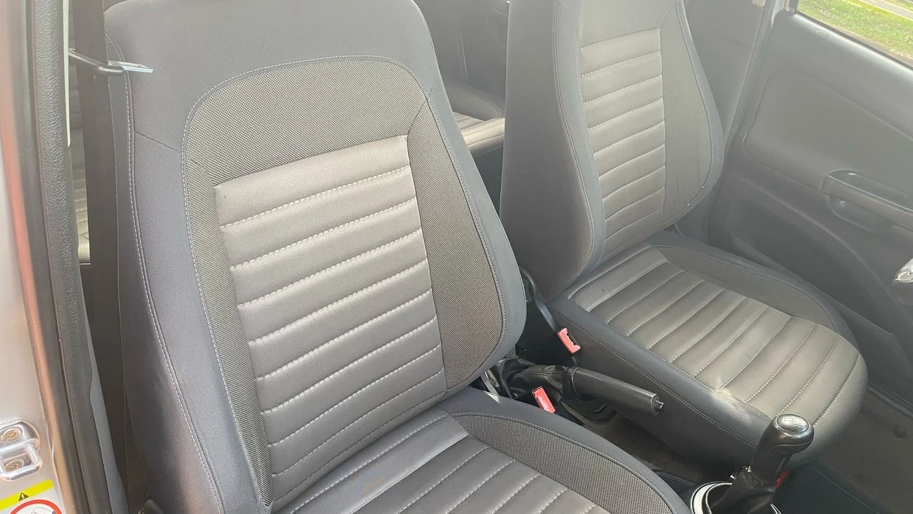 VOLKSWAGEN VOYAGE