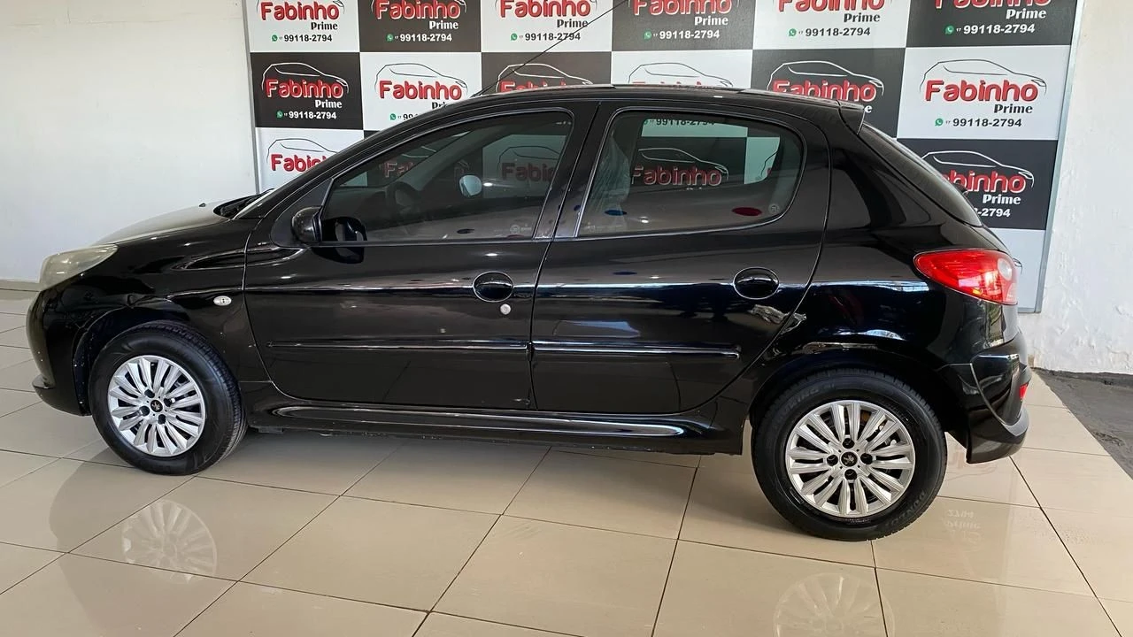 PEUGEOT 207