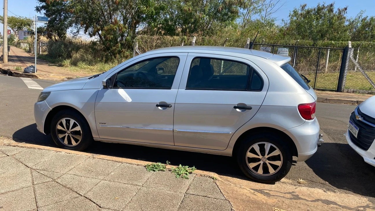 VOLKSWAGEN GOL