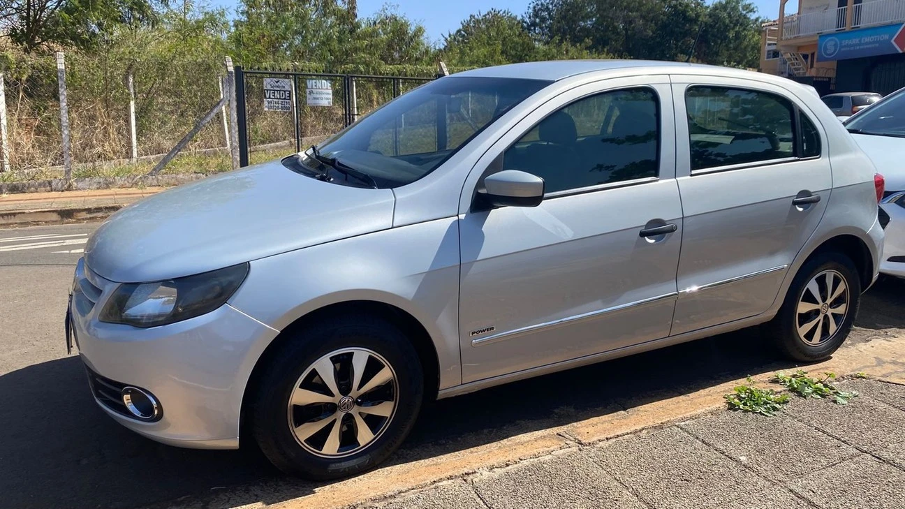 VOLKSWAGEN GOL
