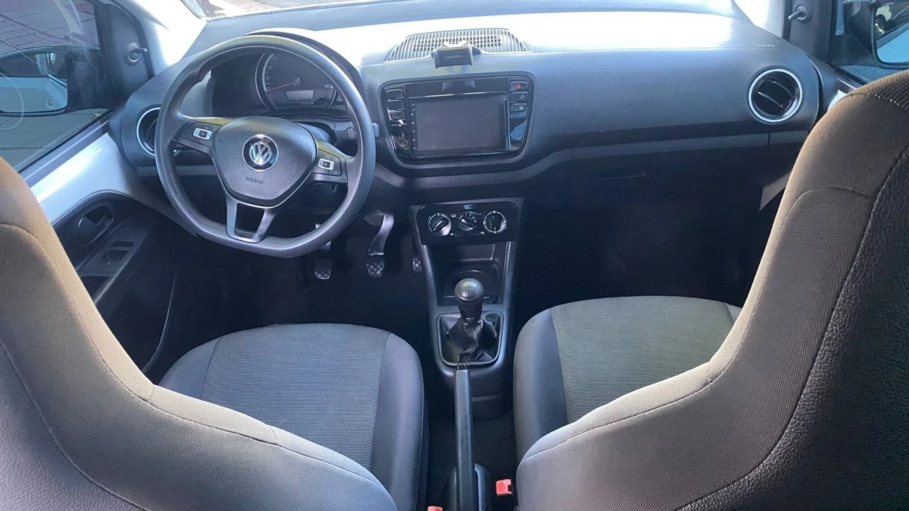VOLKSWAGEN UP