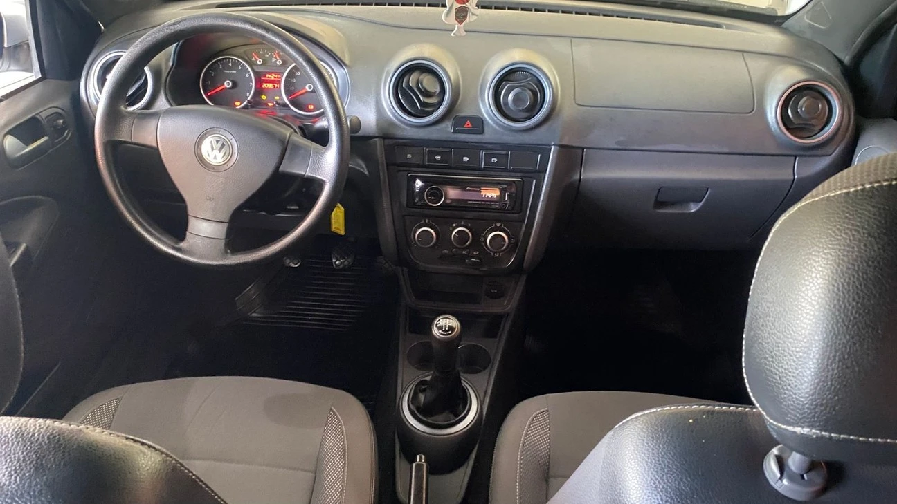 VOLKSWAGEN GOL