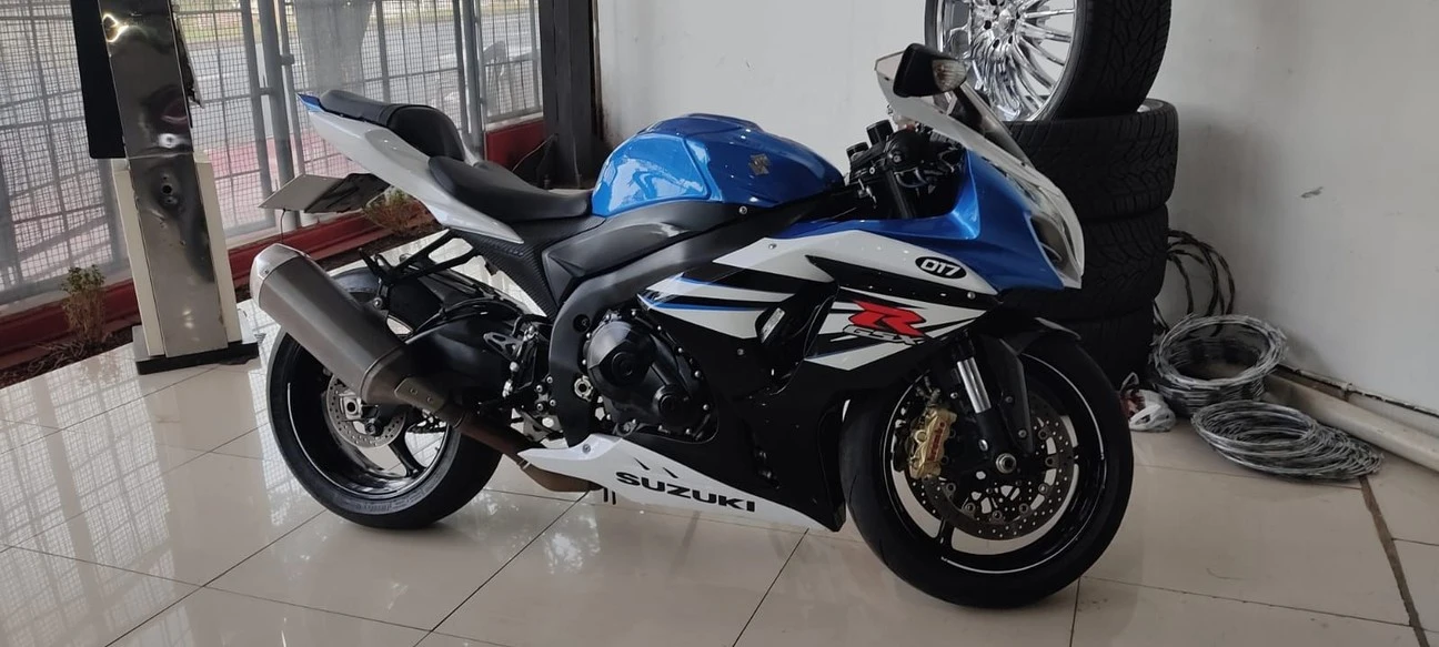 SUZUKI GSX R1000