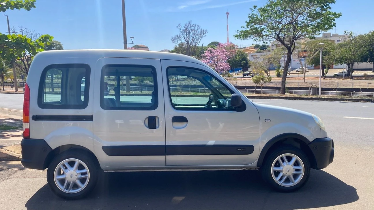 RENAULT KANGOO