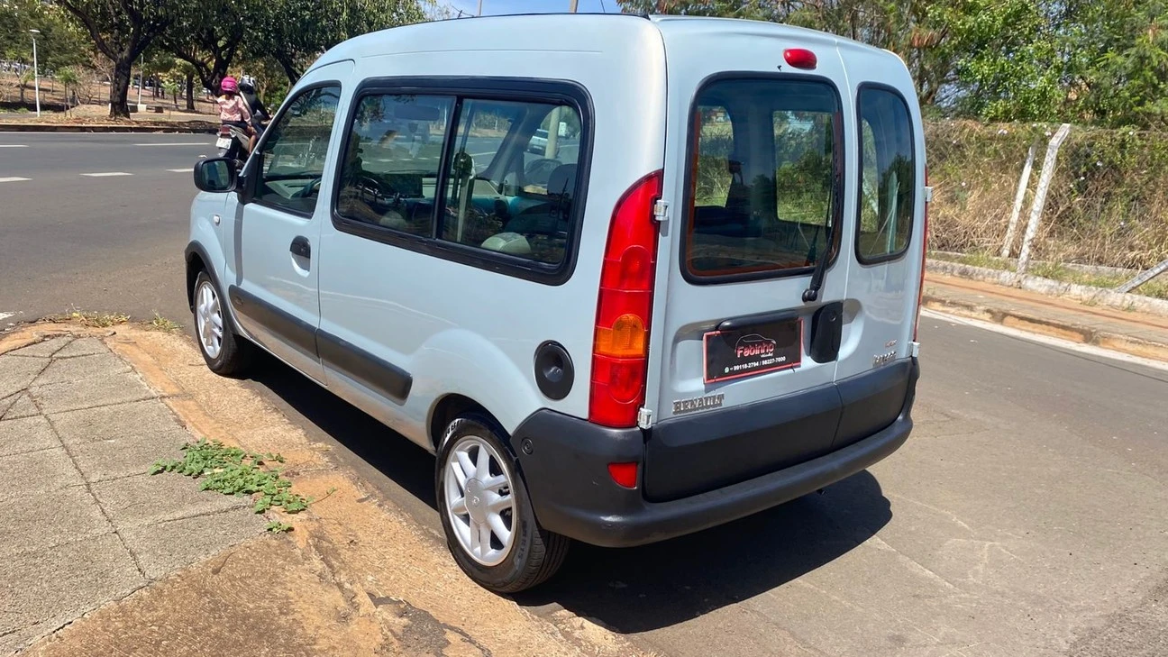 RENAULT KANGOO