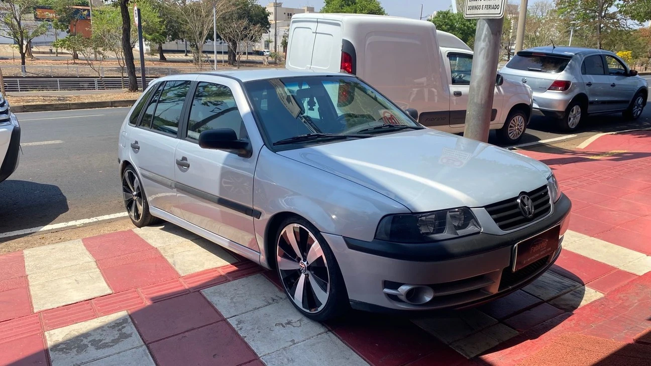 VOLKSWAGEN GOL